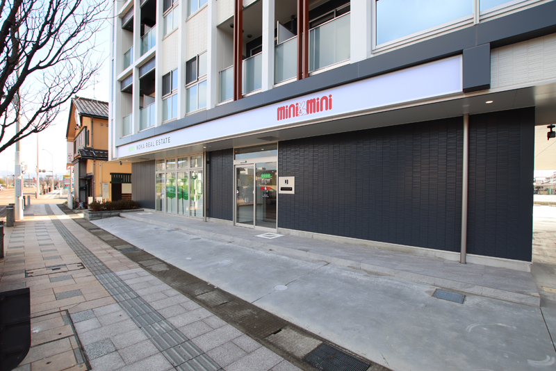 ミニミニFC小松店内観